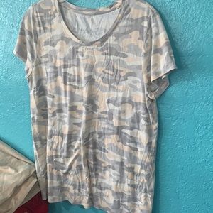 Gap Camo shirt